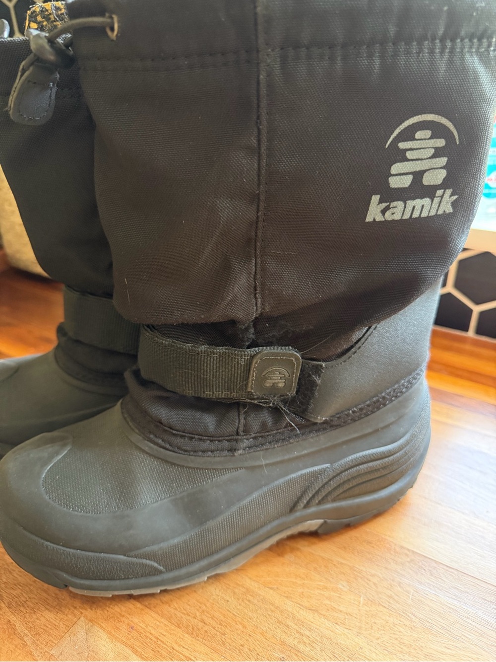 Kamik Black Kids Snow Boots with Drawcord Cuff